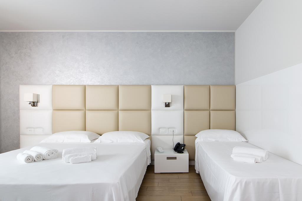 Hotel Al Veliero Pontevico Екстер'єр фото